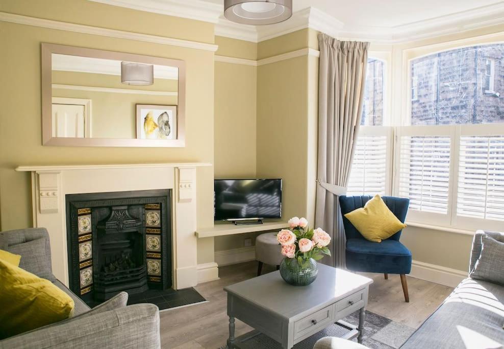 Valley Road, Fabulous 4 Bedroom House Ferienhaus